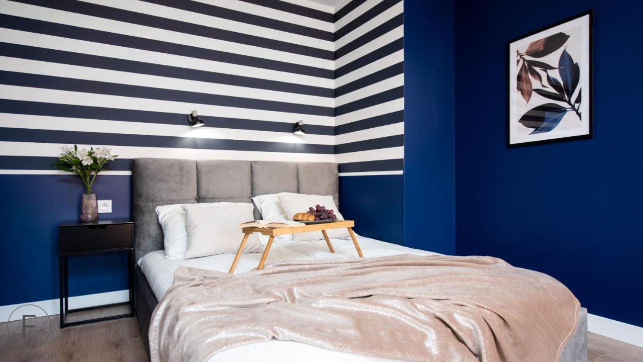 Flatbook - City Center Spa Apartments Dwie Motlawy Gdansk Bagian luar foto