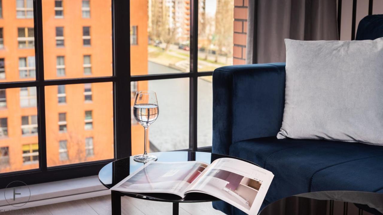 Flatbook - City Center Spa Apartments Dwie Motlawy Gdansk Bagian luar foto