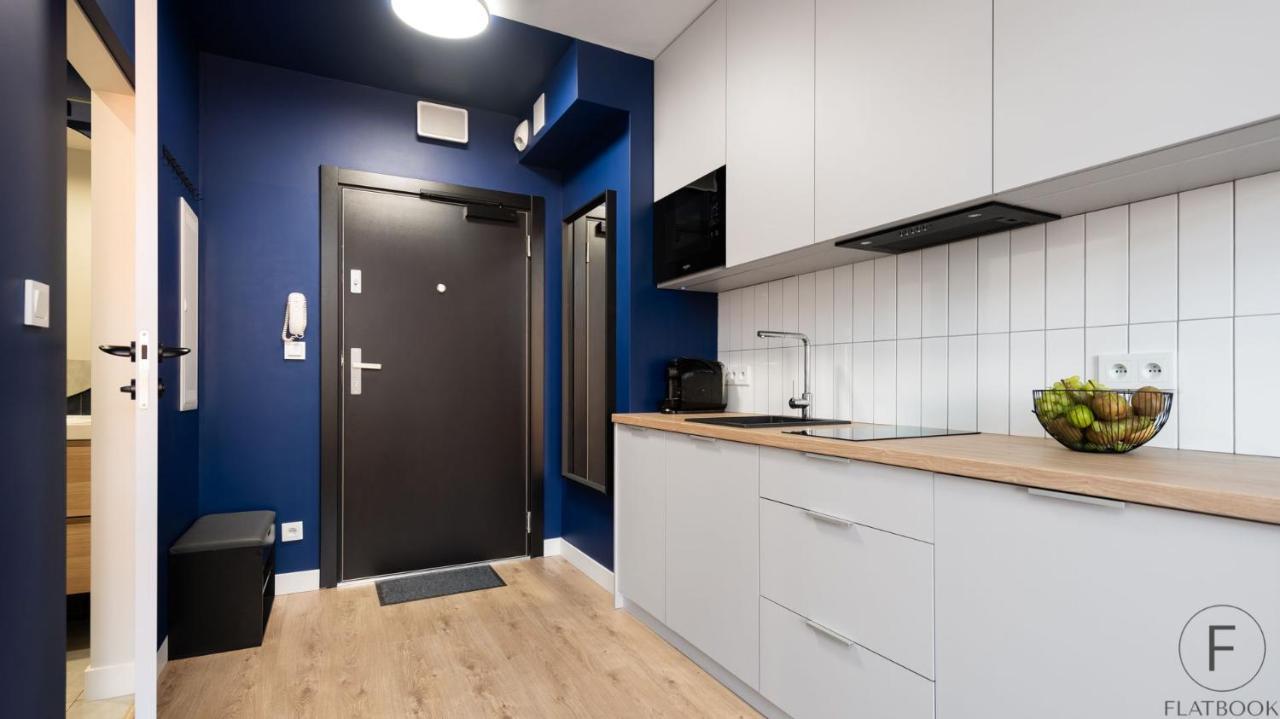 Flatbook - City Center Spa Apartments Dwie Motlawy Gdansk Bagian luar foto